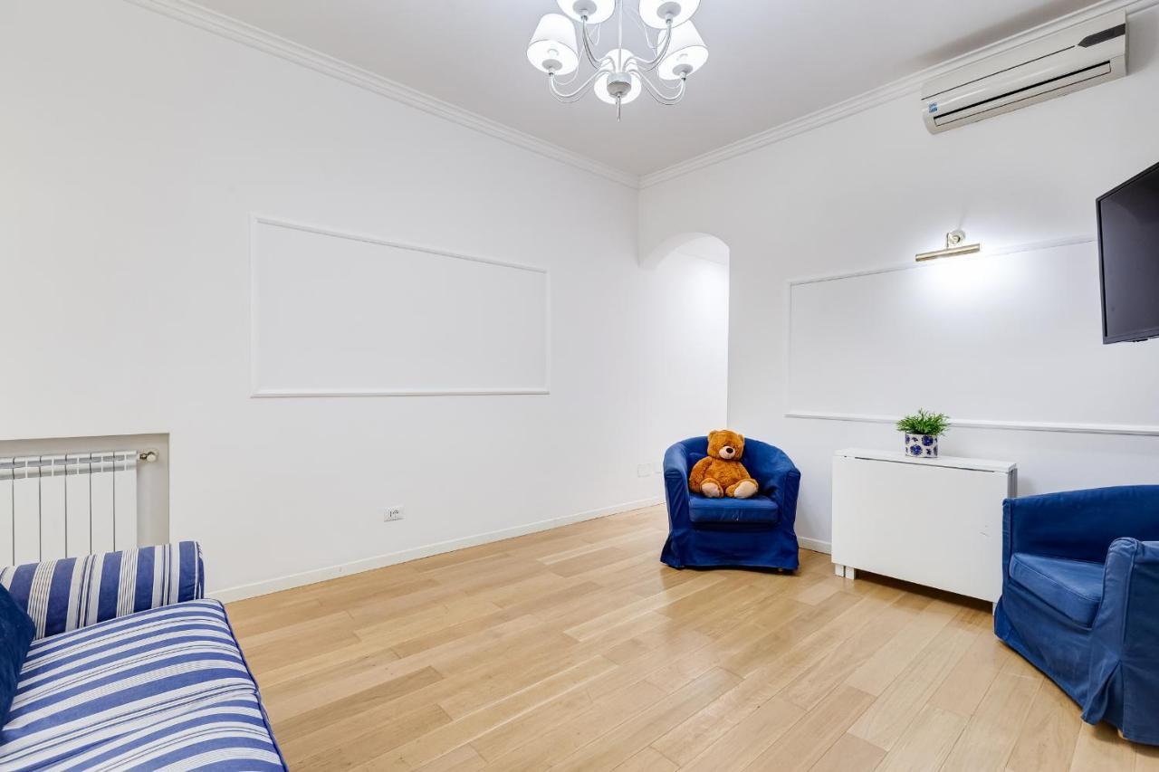 Trevi Fountain Modern Apartment Rome Bagian luar foto