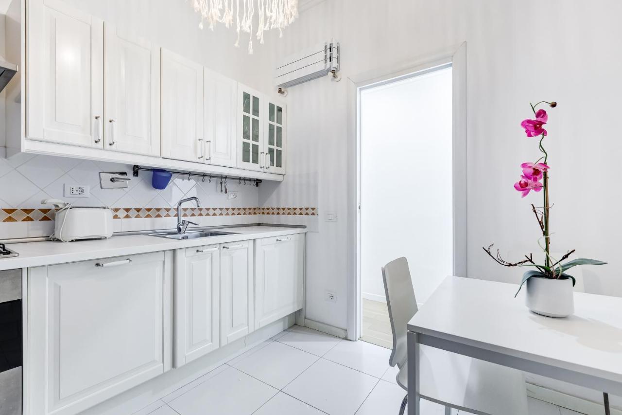 Trevi Fountain Modern Apartment Rome Bagian luar foto