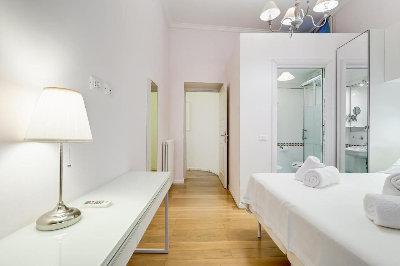 Trevi Fountain Modern Apartment Rome Bagian luar foto