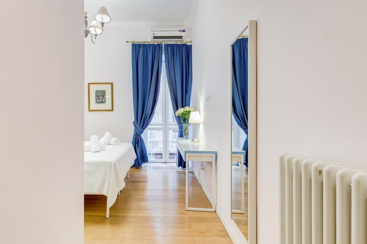 Trevi Fountain Modern Apartment Rome Bagian luar foto