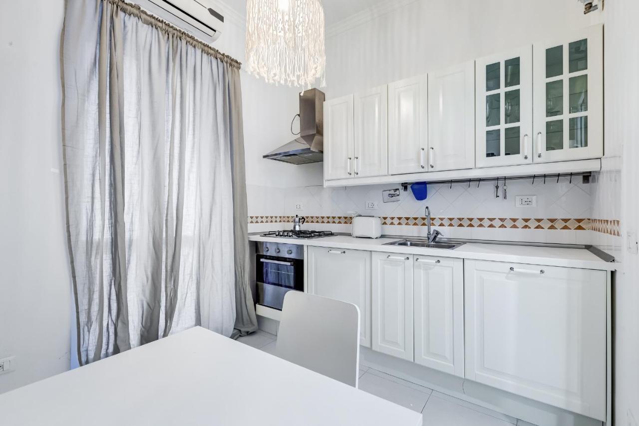 Trevi Fountain Modern Apartment Rome Bagian luar foto